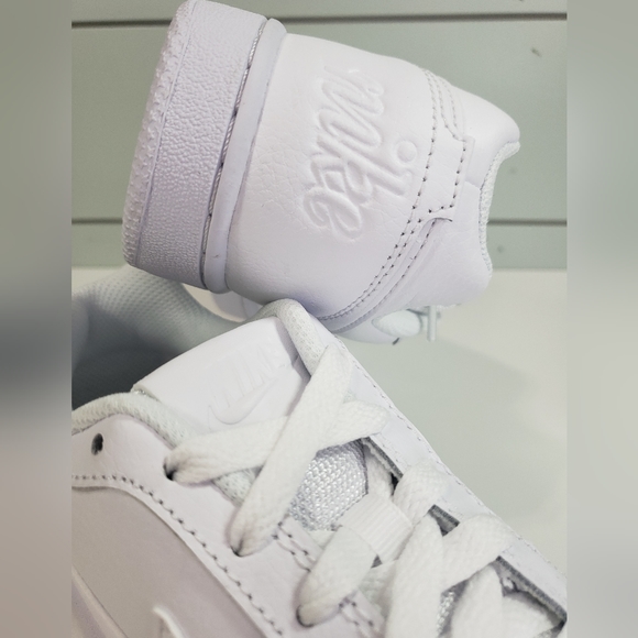 Nike Ebernon Low Triple White AQ1779-100 Trainer Sneakers Shoes Women's 7.5 - Picture 5 of 10